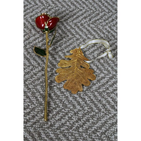 24K Rose Co. Rose & Leaf - Picture 2 of 7